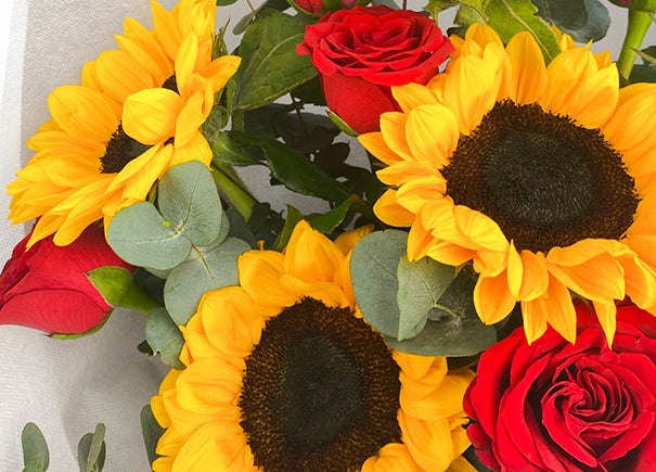 Radiant Heart Mixed Flower Bouquet