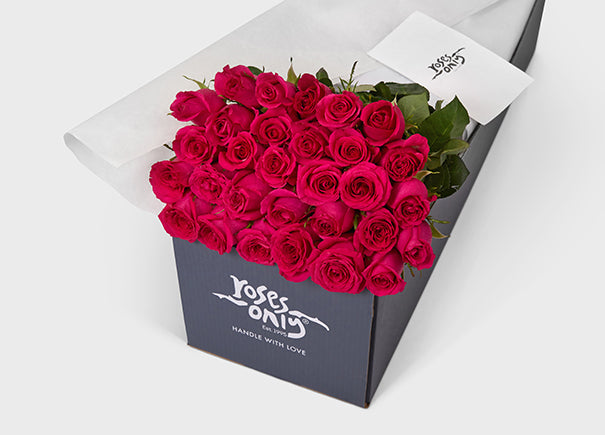 Bright Pink Roses Gift Box 30 (ROA03-030)