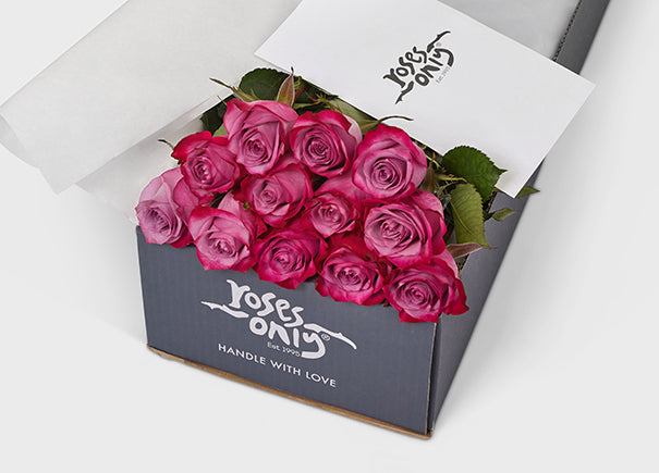 Mauve Two-Toned Roses Gift Box 12 (ROA05-012)