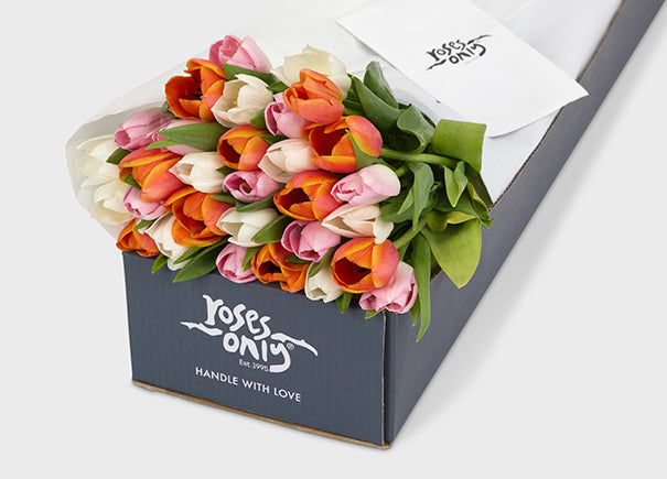 Mixed Tulips Gift Box (ROA160)