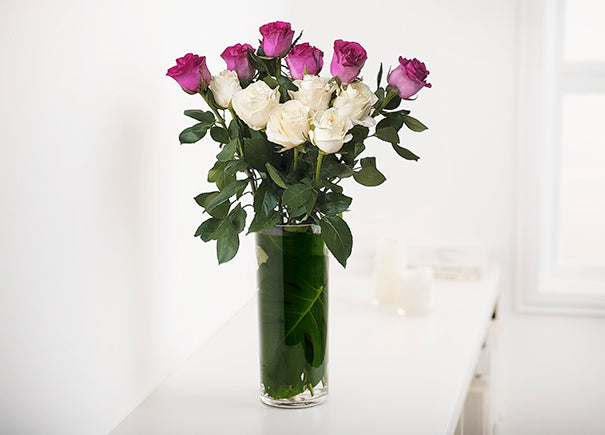 Mixed White and Mauve Purple Roses Gift Box with Vase (ROA193)