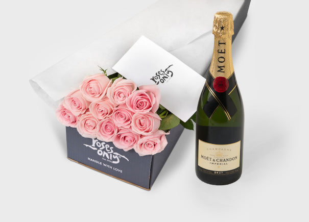 Light Pink Roses Gift Box & Moet & Chandon Imperial Brut Champagne (ROA19)