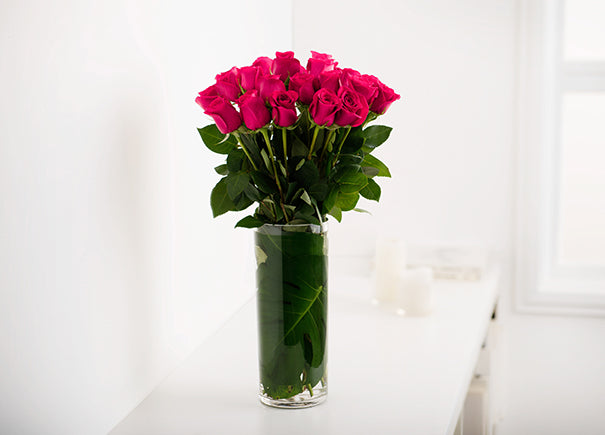 Bright Pink Roses Gift Box with Vase (ROA184)