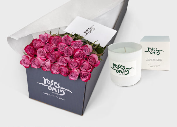 Mauve Two-Toned Roses Gift Box 24 & Scented Candle (ROA28-024)