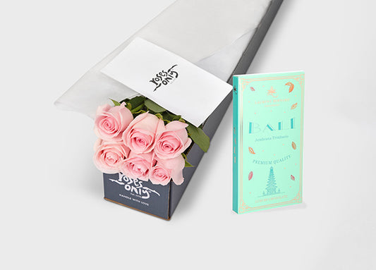 Light Pink Roses with Laurent Bernard 70% Dark Chocolate Origin Bar (ROA330)