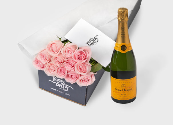 Light Pink Roses Gift Box & Veuve Clicquot Ponsardin Brut Champagne (ROA21)