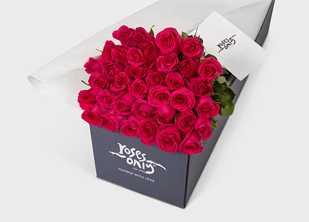 Bright Pink Roses Gift Box 36 (ROA03-036)