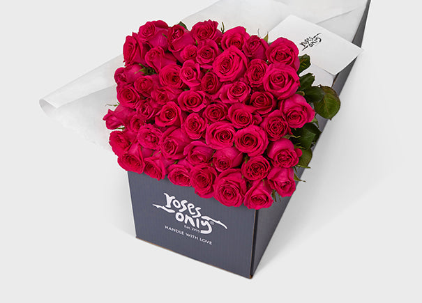Bright Pink Roses Gift Box 50 (ROA03-050)