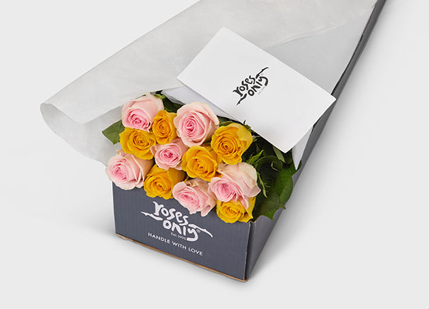 Mixed Light Pink And Yellow Roses Gift Box (ROA132)