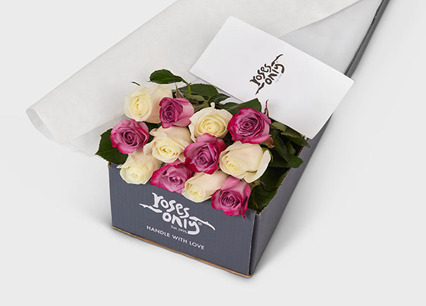 Mixed White And Mauve Purple Roses Gift Box (ROA136)
