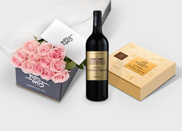 Light Pink Roses with Chateau Cantenac Brown, Margaux 2015 and Godiva 72% Dark Chocolate Carré Collection (ROA152)