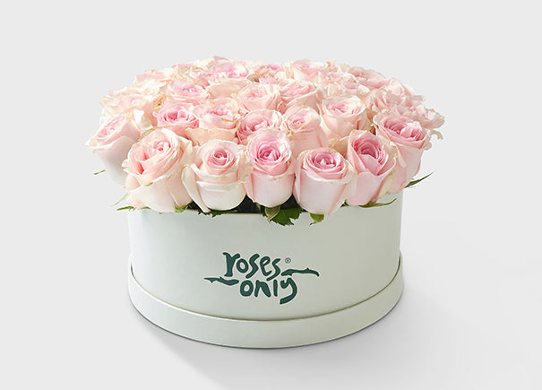 36 Pink Roses in a Hat Box | Roses Only Singapore