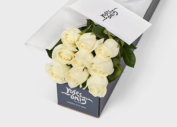 White Roses Gift Box 9 (ROA04-009)
